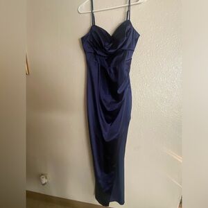 Dark blue Windsor dress 👗